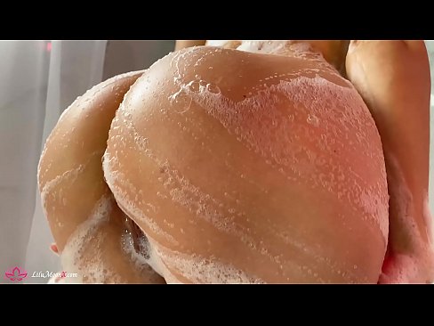 ❤️ Bruneta își masturbează păsărica cu un vibrator până la orgasm intens în duș ☑ at ro.xxx050890.ru ﹏